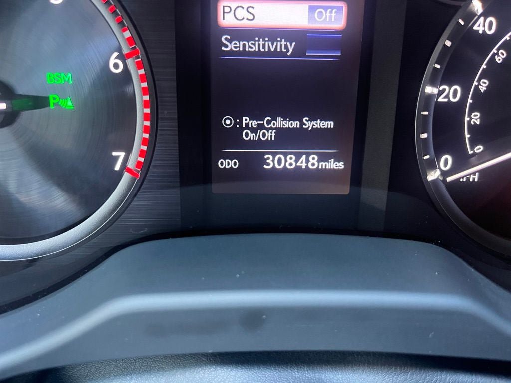Used 2023 Lexus GX 460 Premium w/ Accessory Package AWD/4WD image 28