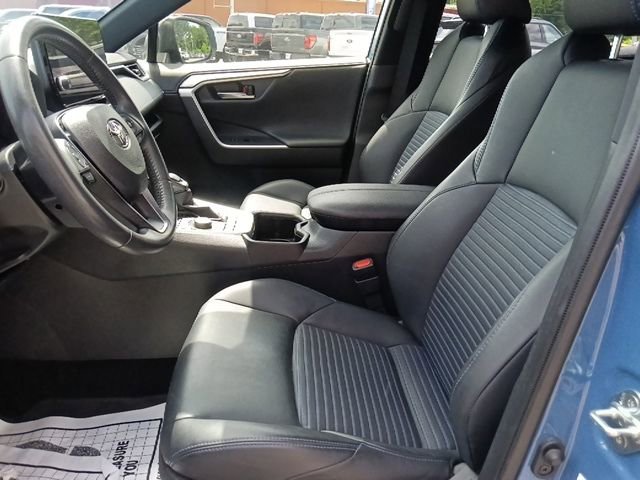 Used 2023 Toyota RAV4 XSE AWD/4WD image 15
