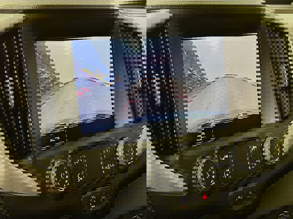 Used 2023 GMC Terrain SLT image 26