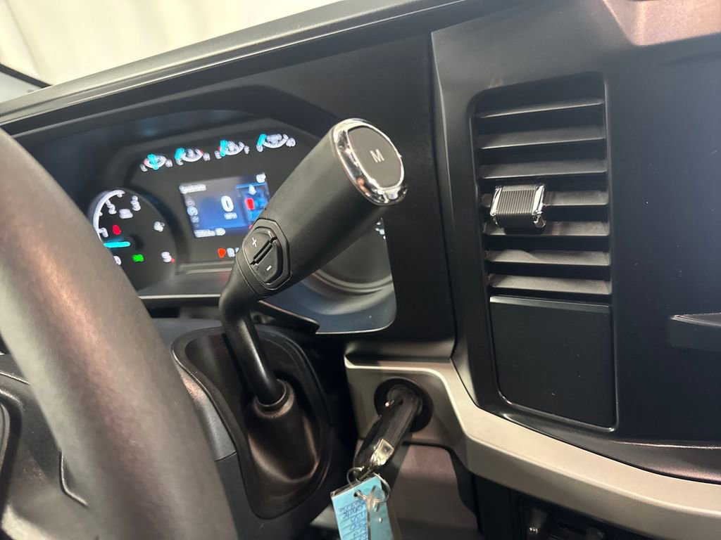 Certified 2025 Ford F350 XLT AWD/4WD image 21