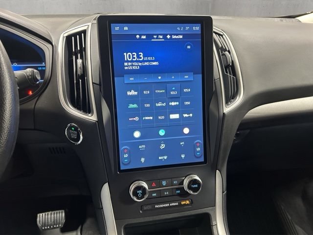Certified 2024 Ford Edge SE w/ Black Appearance Package AWD/4WD image 16