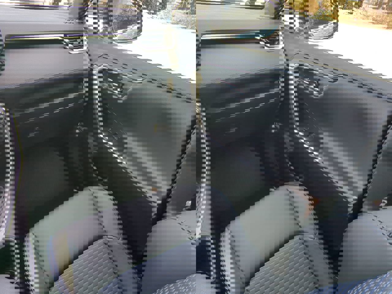 Used 2024 Toyota RAV4 XSE w/ Weather Package image 15