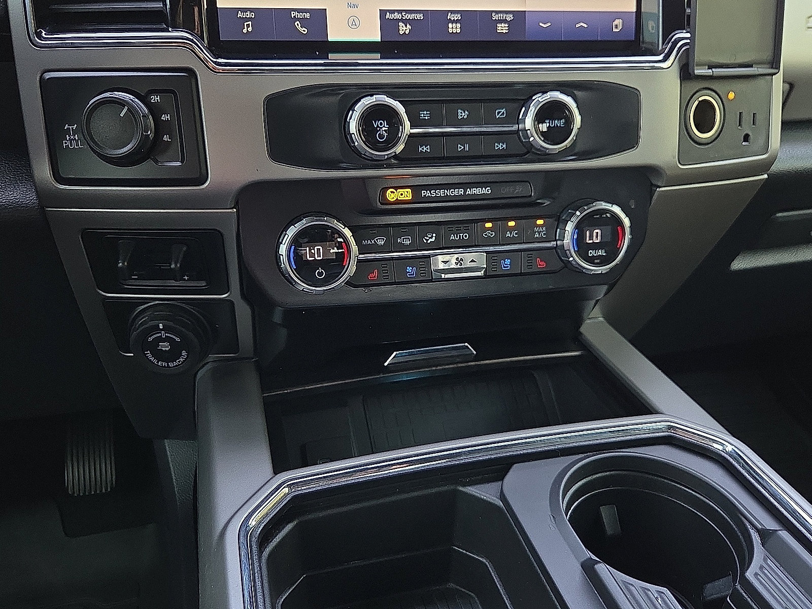 Certified 2022 Ford F250 Lariat w/ Lariat Ultimate Package AWD/4WD image 18