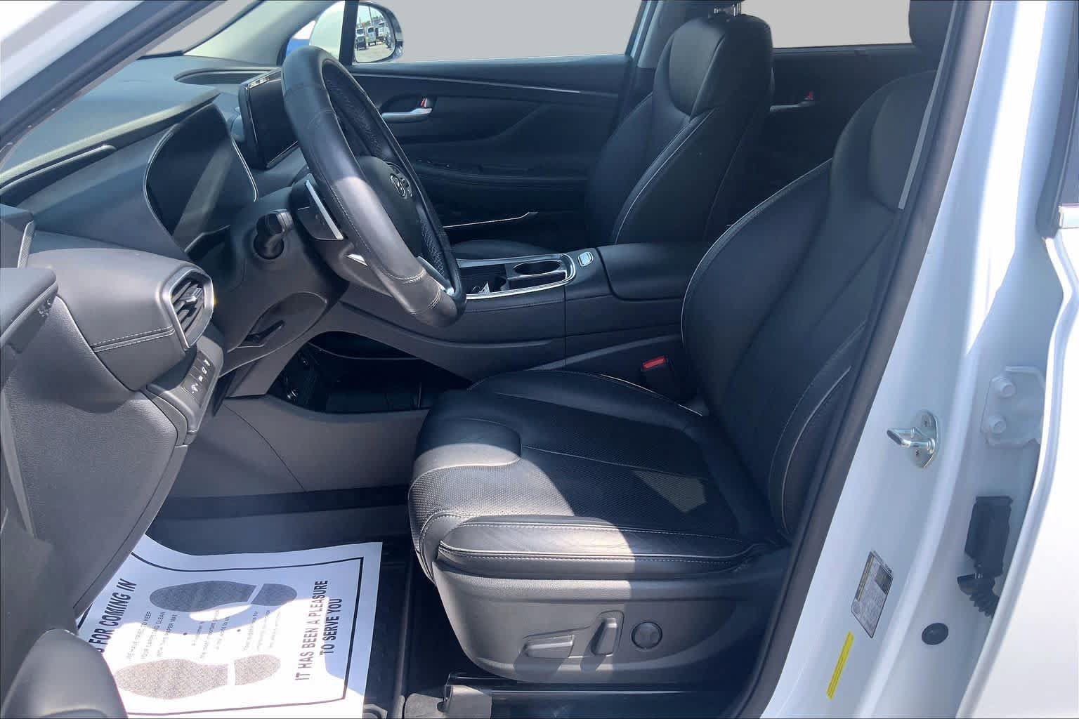 Used 2022 Hyundai Santa Fe SEL w/ Convenience + Premium Package FWD image 8