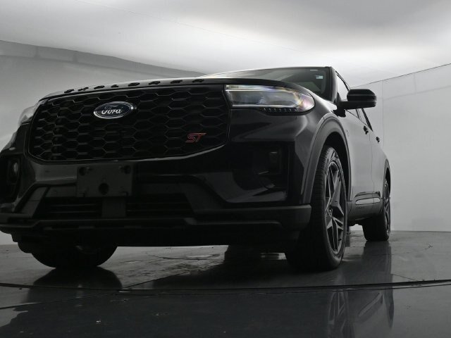 Certified 2025 Ford Explorer ST AWD/4WD image 37