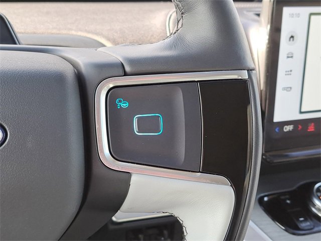 Certified 2025 Ford Expedition Platinum w/ Driver's Package image 15