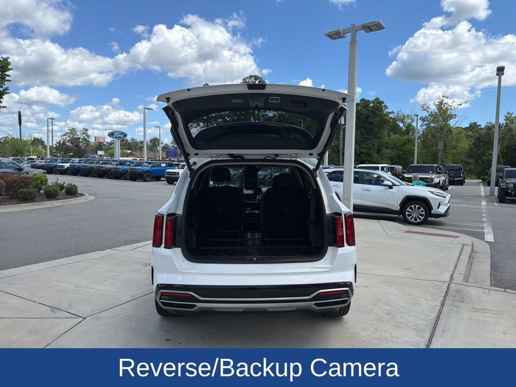 Used 2023 Kia Sorento SX image 9