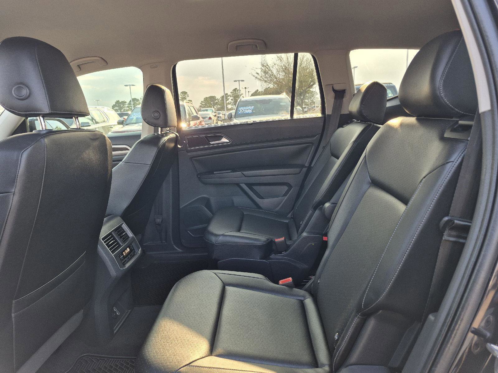 Used 2019 Volkswagen Atlas SE image 19