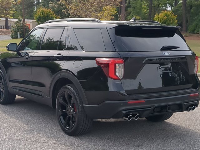 Certified 2024 Ford Explorer ST w/ Equipment Group 401A AWD/4WD image 6