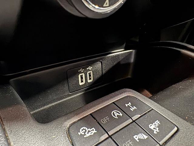 Certified 2019 Ford Ranger XLT w/ Equipment Group 302A Luxury AWD/4WD image 17