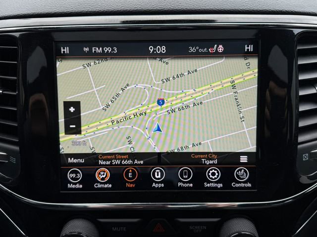 Used 2021 Jeep Grand Cherokee Limited AWD/4WD image 24