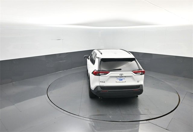 Used 2022 Toyota RAV4 XLE image 23
