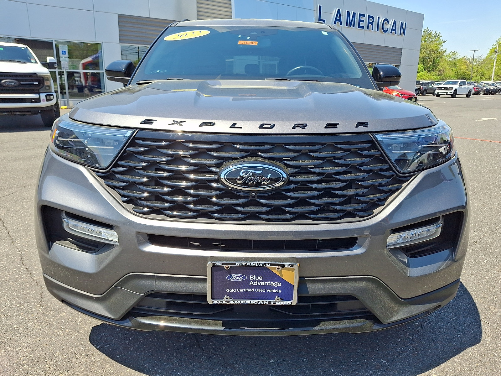 Certified 2022 Ford Explorer ST-Line AWD/4WD image 3