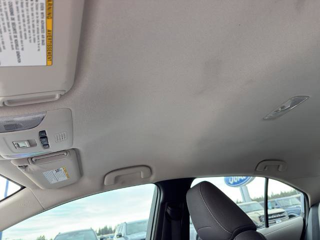 Used 2021 Toyota Corolla LE image 22