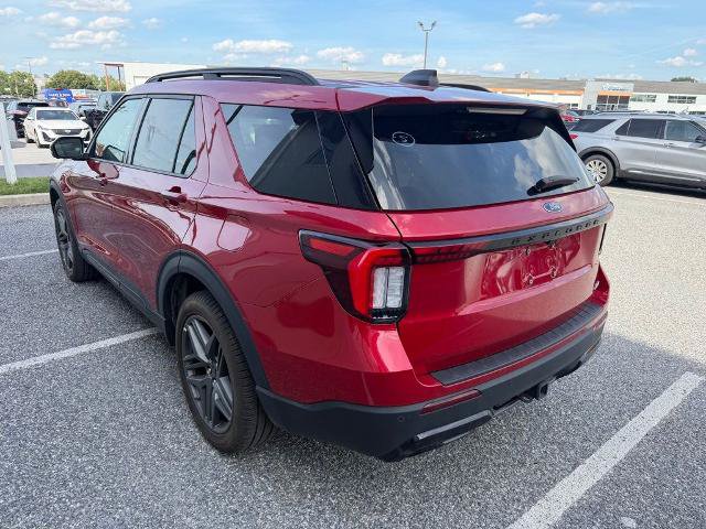 Certified 2025 Ford Explorer ST-Line w/ ST-Line Street Pack AWD/4WD image 6