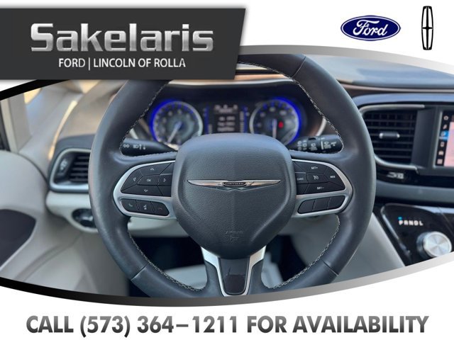 Used 2023 Chrysler Voyager LX FWD image 15