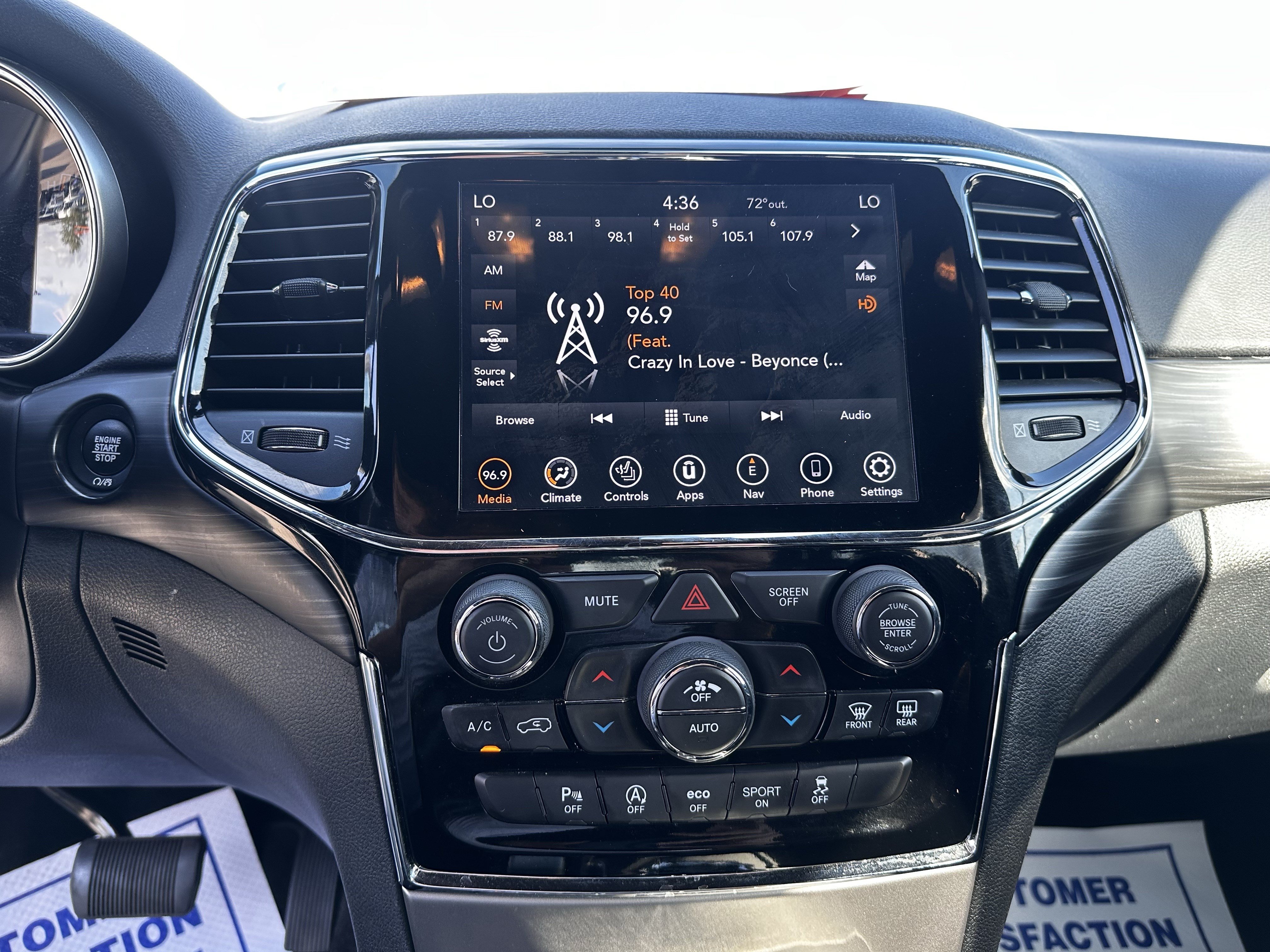 Used 2020 Jeep Grand Cherokee Altitude AWD/4WD image 14