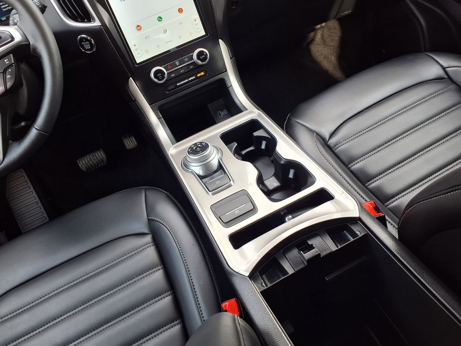 Certified 2024 Ford Edge SEL w/ Convenience Package image 11