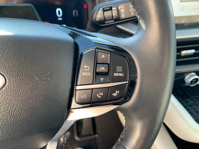 Certified 2025 Ford Explorer Platinum w/ LUX Leather Package image 24