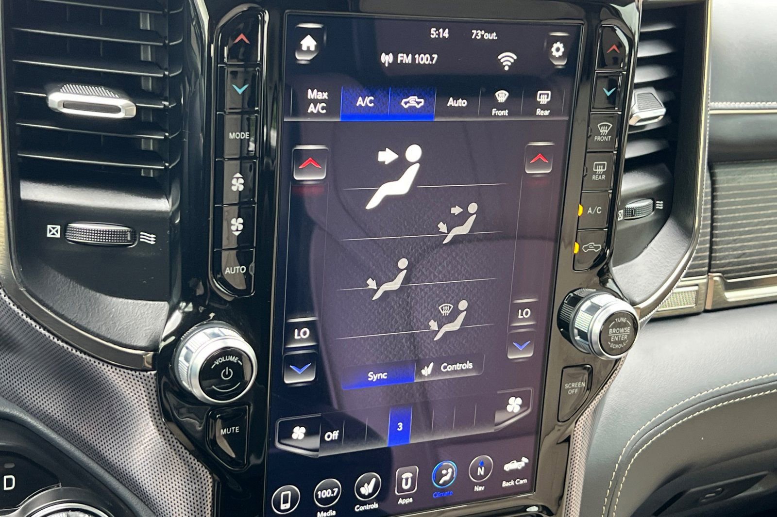 Used 2021 RAM 1500 Limited AWD/4WD image 21