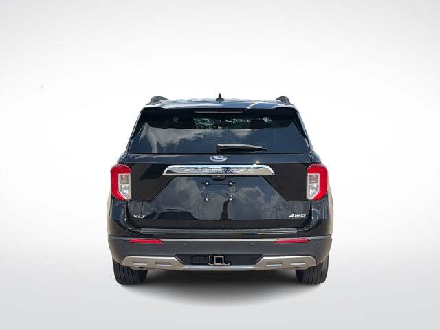 Certified 2023 Ford Explorer XLT w/ Equipment Group 202A AWD/4WD image 7