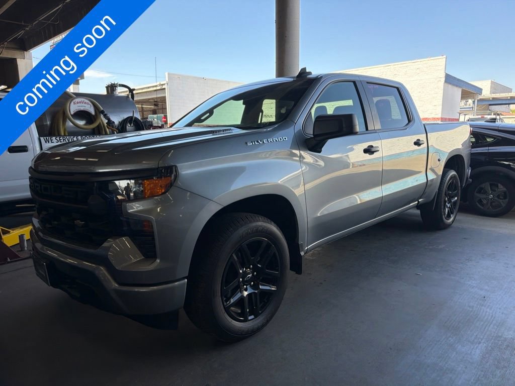 Used 2025 Chevrolet Silverado 1500 Custom RWD image 1