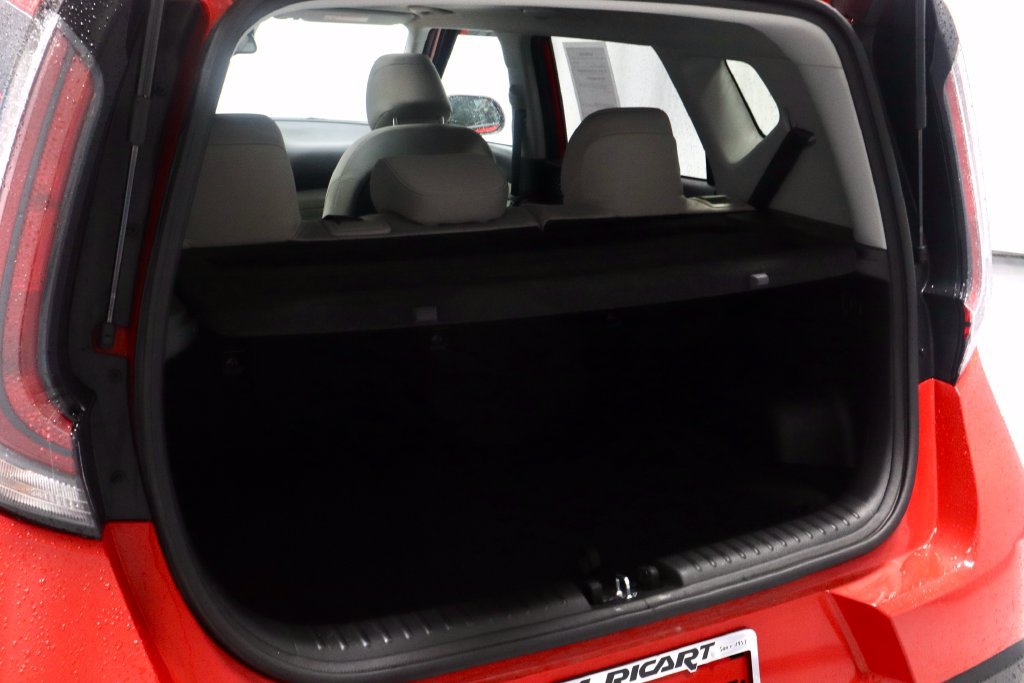 Used 2025 Kia Soul EX FWD image 14