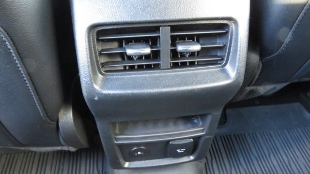 Certified 2022 Ford Edge ST-Line image 16