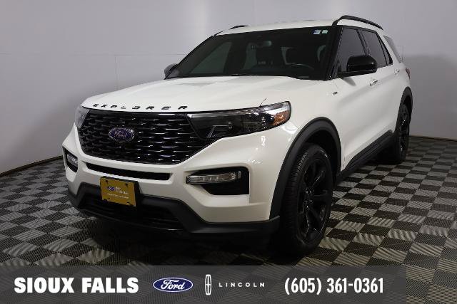 Certified 2024 Ford Explorer ST-Line w/ Class IV Trailer Tow Package