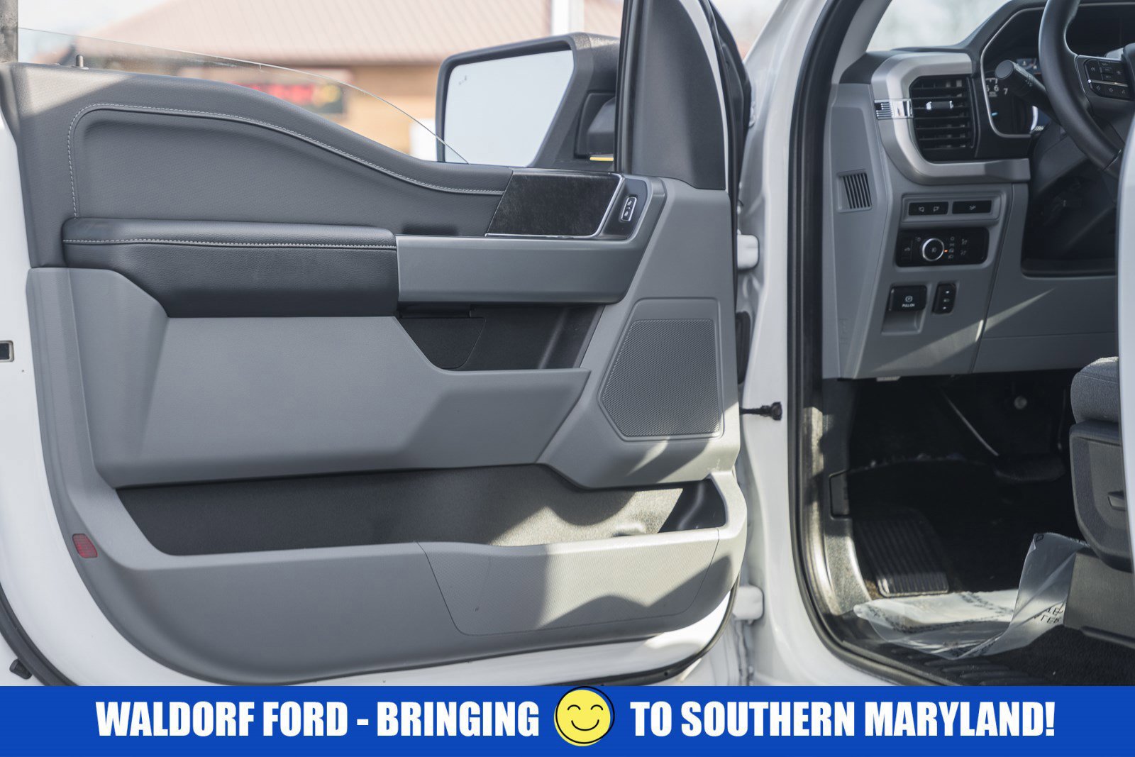 Certified 2023 Ford F150 XLT w/ Equipment Group 302A High image 43