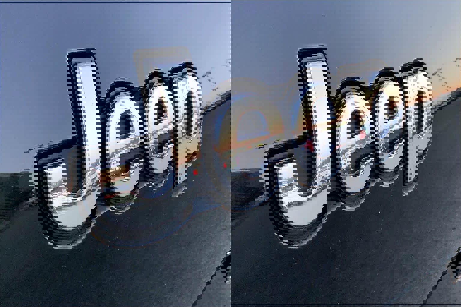 Used 2023 Jeep Grand Cherokee L Overland w/ Advanced Protech Group III image 30