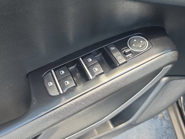 Used 2024 Kia Soul LX FWD image 18