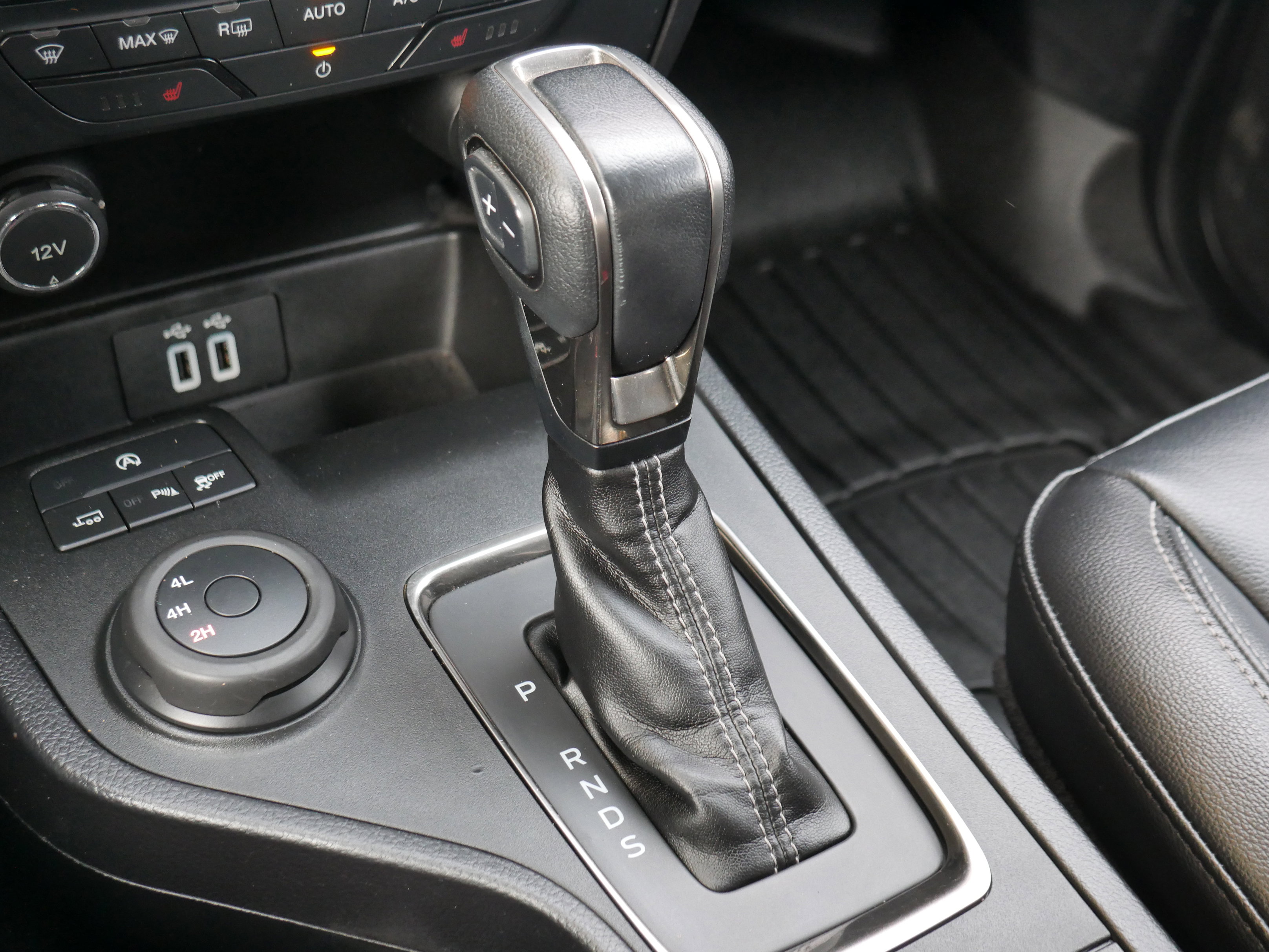 Certified 2019 Ford Ranger Lariat w/ Equipment Group 501A Mid image 16