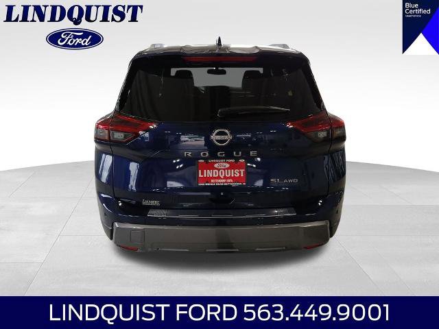 Used 2024 Nissan Rogue SL w/ SL Premium Package AWD/4WD image 5