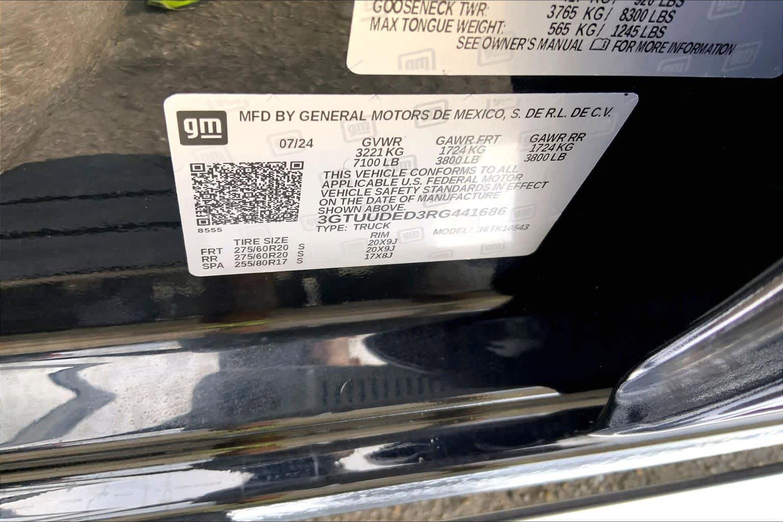 Used 2024 GMC Sierra 1500 SLT AWD/4WD image 34