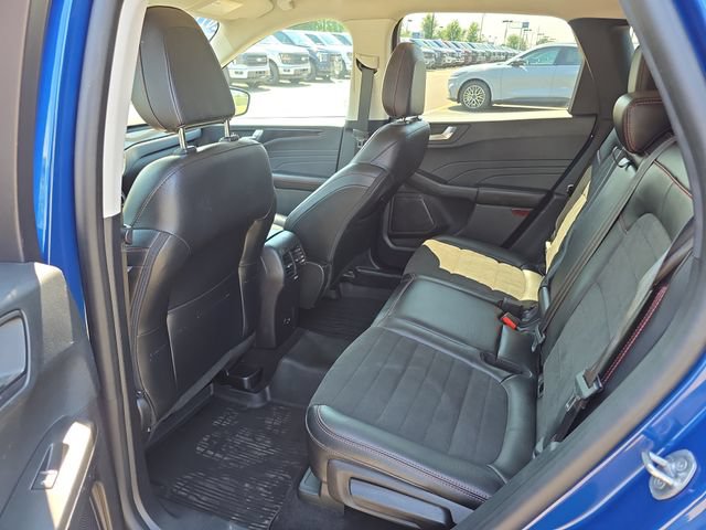 Certified 2022 Ford Escape SEL w/ SEL Stealth AWD Package image 24