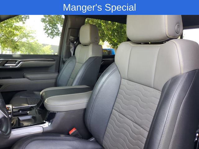 Used 2024 Chevrolet Silverado 1500 ZR2 w/ Technology Package AWD/4WD image 11