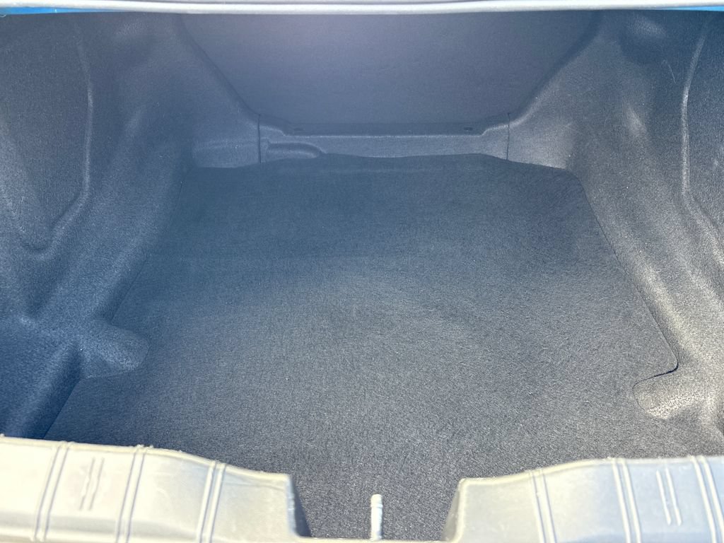 Used 2018 Chevrolet Camaro LT RWD image 22