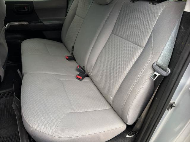 Used 2021 Toyota Tacoma SR5 AWD/4WD image 20