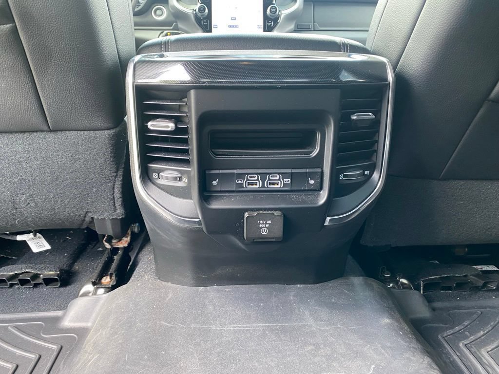 Used 2022 RAM 2500 Laramie AWD/4WD image 32