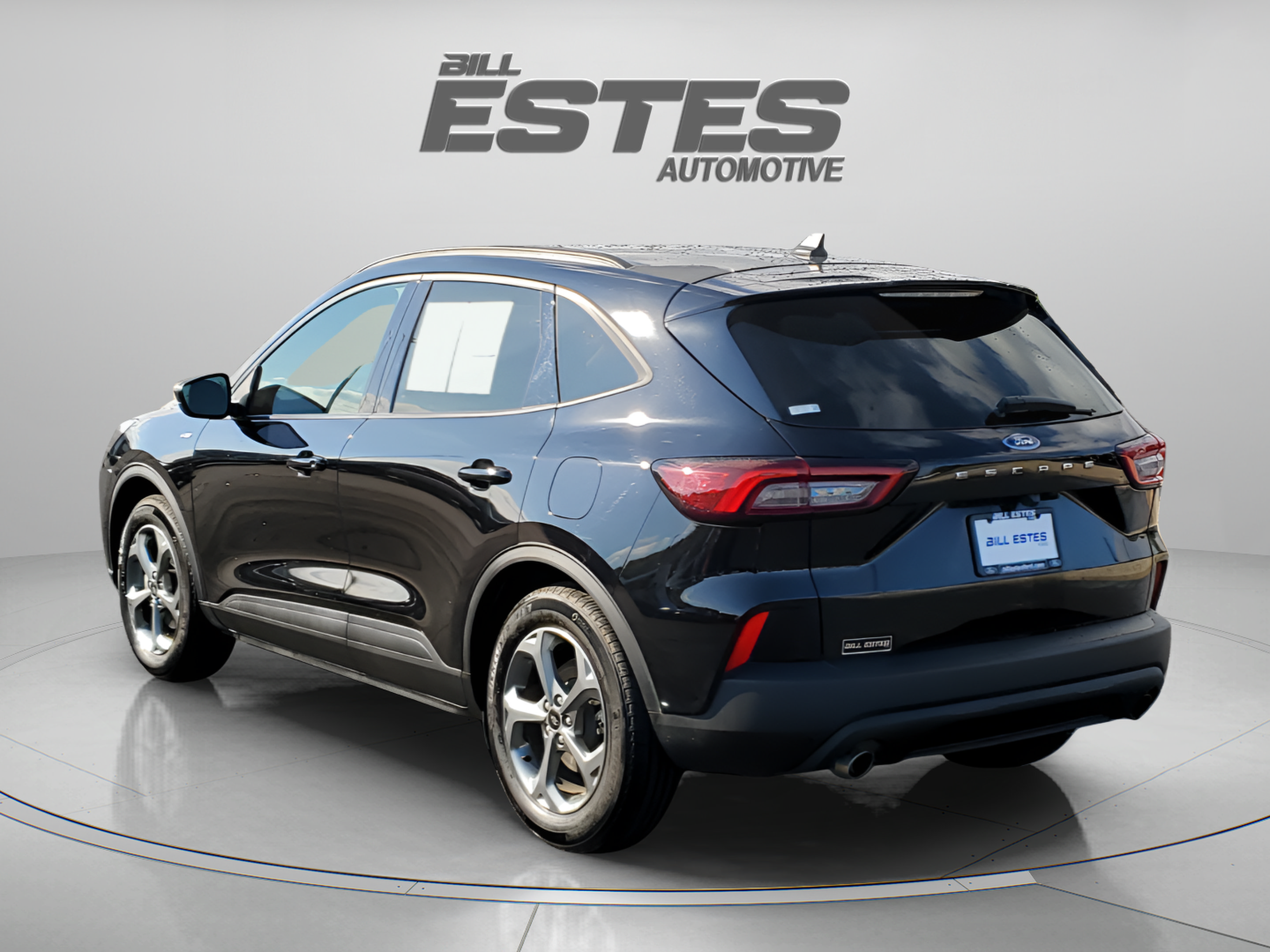 Certified 2025 Ford Escape ST-Line FWD image 2