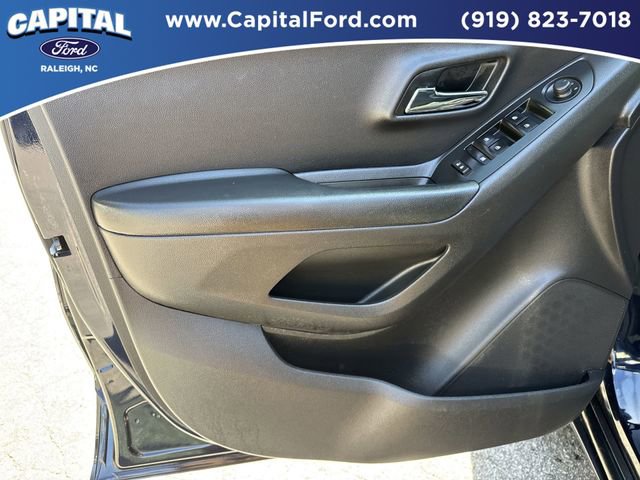 Used 2021 Chevrolet Trax LT image 20