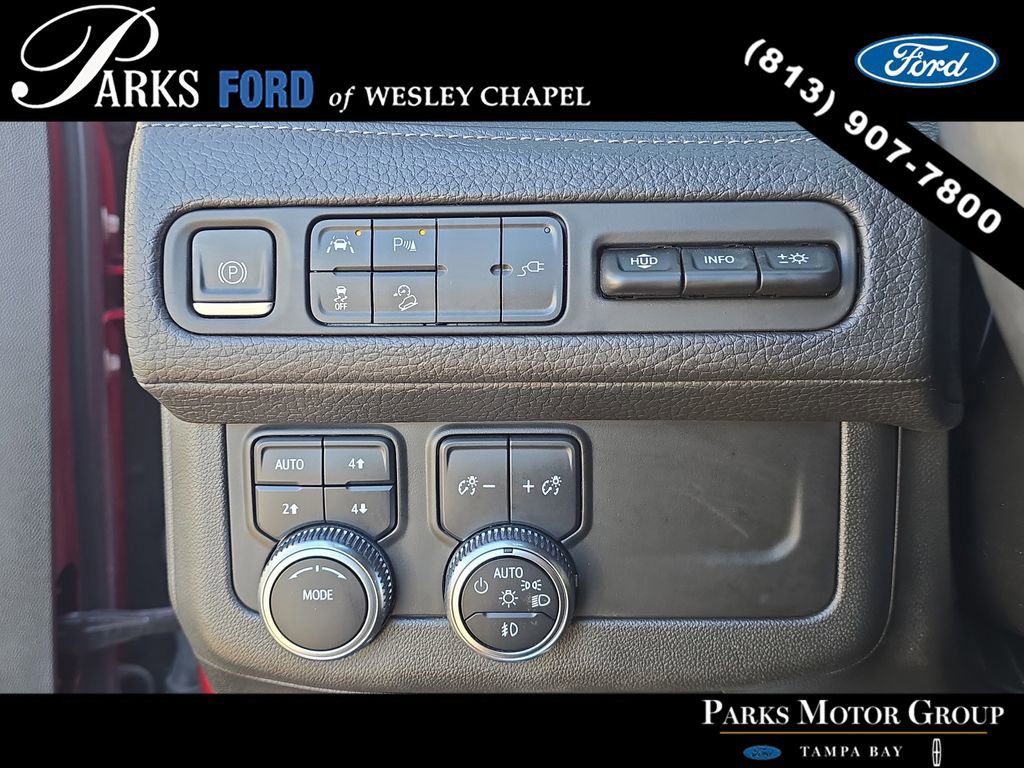 Used 2021 GMC Yukon Denali w/ LPO, Illumination Package image 30