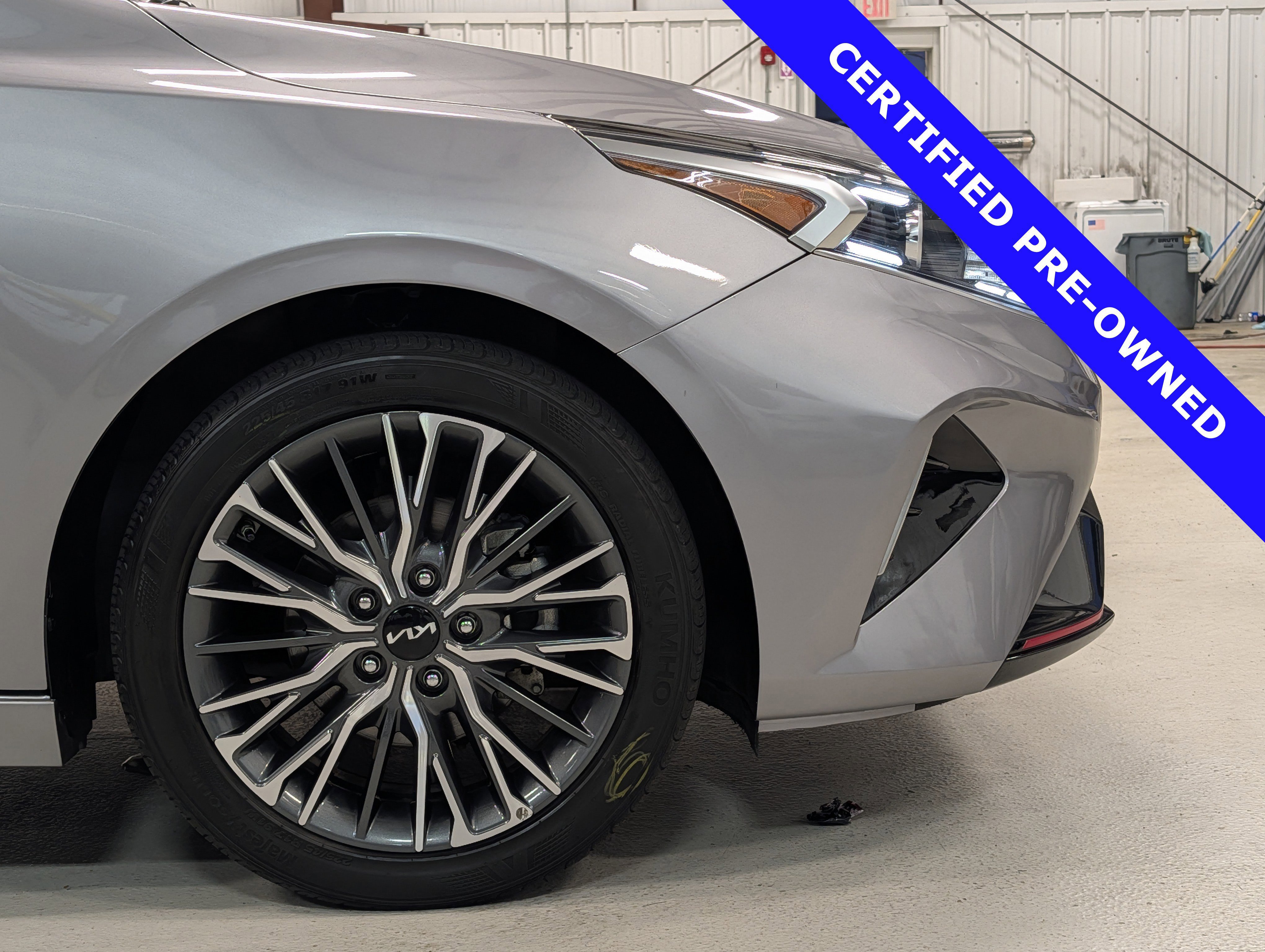 Used 2024 Kia Forte GT-Line w/ GT-Line Premium Package image 11