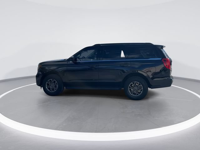 Certified 2025 Ford Expedition Active RWD image 4
