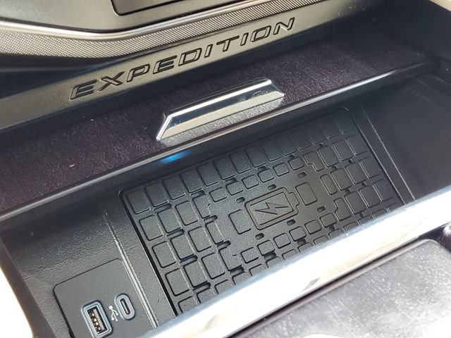 Certified 2023 Ford Expedition Max Platinum AWD/4WD image 24