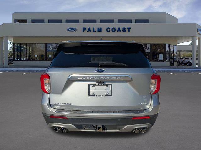 Certified 2024 Ford Explorer Platinum w/ Technology Package AWD/4WD image 5