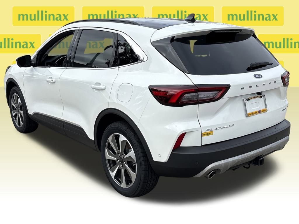 Certified 2024 Ford Escape Platinum w/ Premium Technology Package image 6