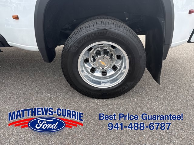 Used 2026 Chevrolet Silverado 3500 High Country w/ High Country Premium Package AWD/4WD image 16