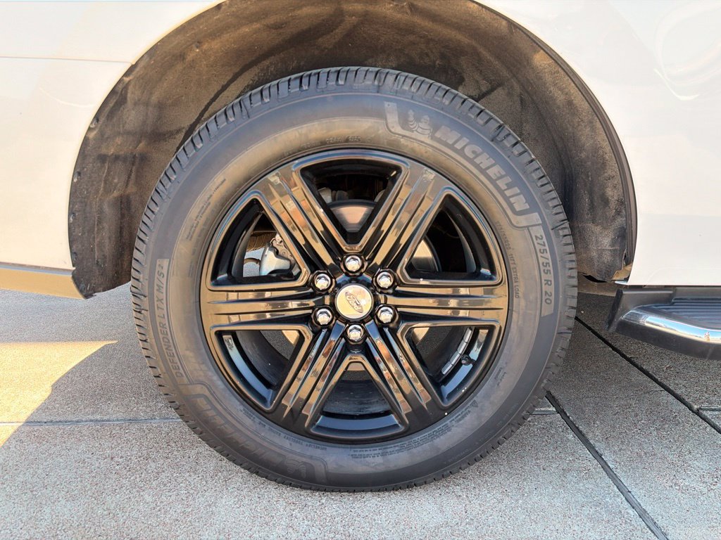 Certified 2021 Ford Expedition XLT RWD image 9